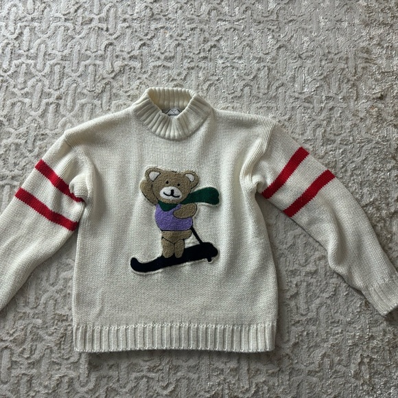 Nuggets Sweaters - Vintage 1980’s varsity Sweater with Bear Design size medium. Very soft !